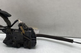 Serrure arriere droit RENAULT CLIO 4