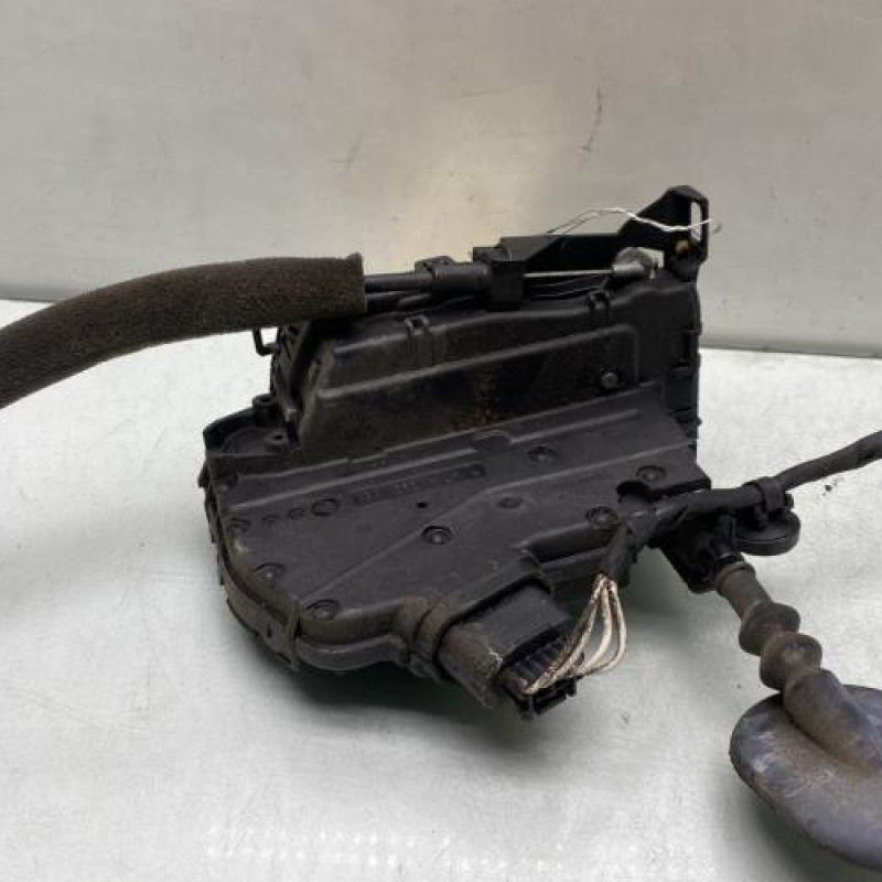 Serrure arriere gauche RENAULT CLIO 4 Photo n°3