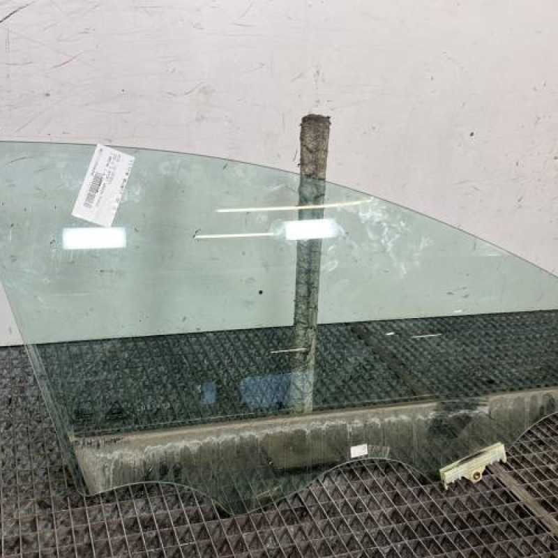 Vitre avant droit KIA CEE-D 3 SPORT WAGON Photo n°3