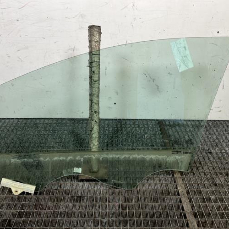 Vitre avant droit KIA CEE-D 3 SPORT WAGON Photo n°4