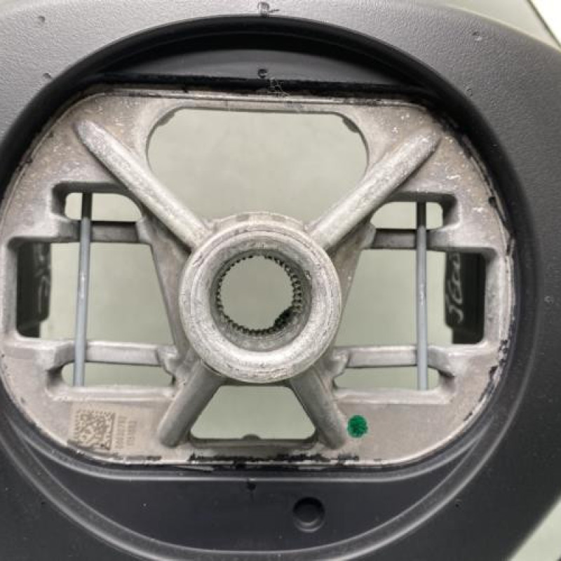 Volant PEUGEOT 5008 2 Photo n°4