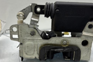 Serrure arriere gauche DACIA SANDERO 1