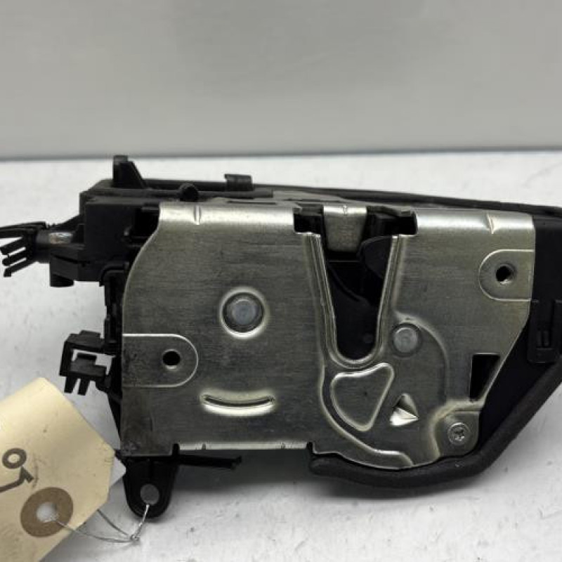 Serrure arriere droit BMW SERIE 3 E91 Photo n°5
