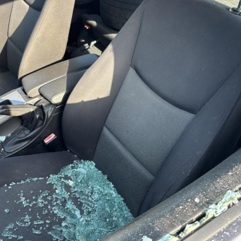 Serrure arriere droit BMW SERIE 3 E91 Photo n°15