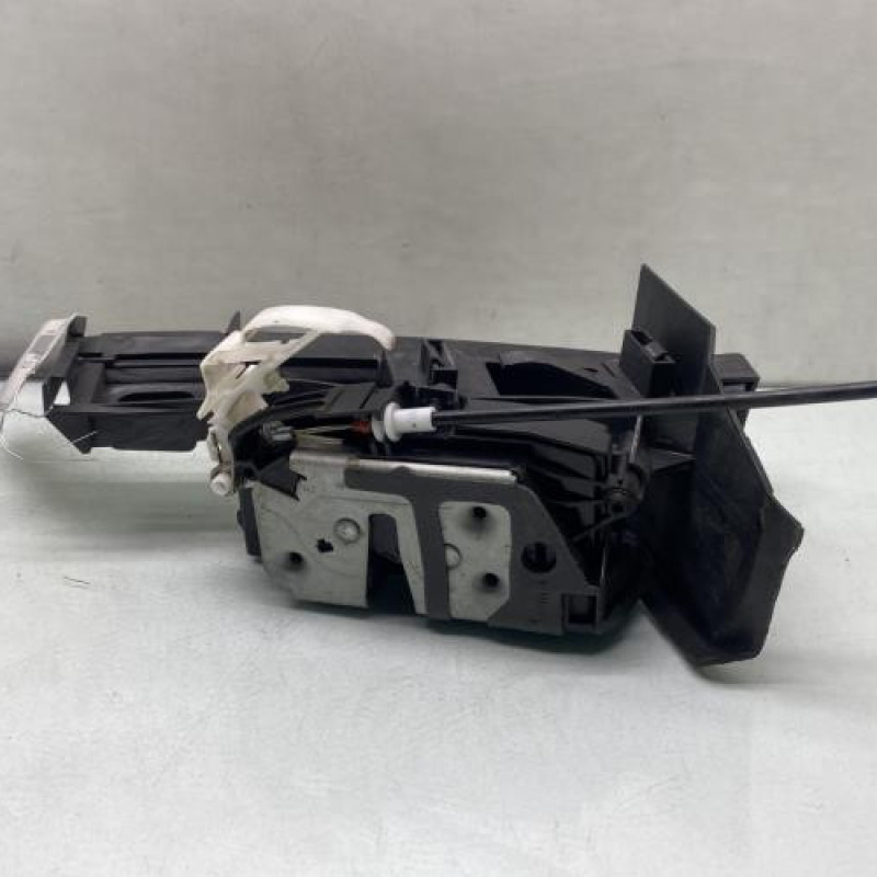 Serrure arriere gauche FORD FOCUS 3 Photo n°1