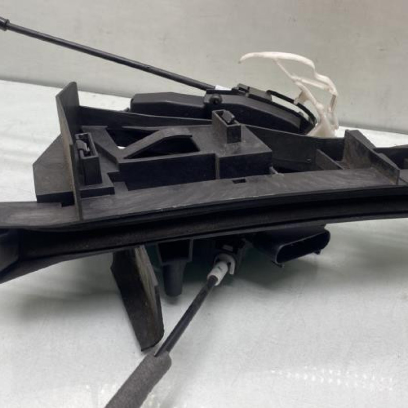 Serrure arriere gauche FORD FOCUS 3 Photo n°3