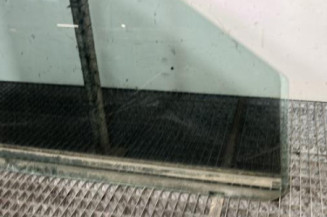 Vitre avant droit CHRYSLER GRAND VOYAGER 4