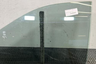 Vitre avant gauche CHRYSLER GRAND VOYAGER 4 Photo n°1