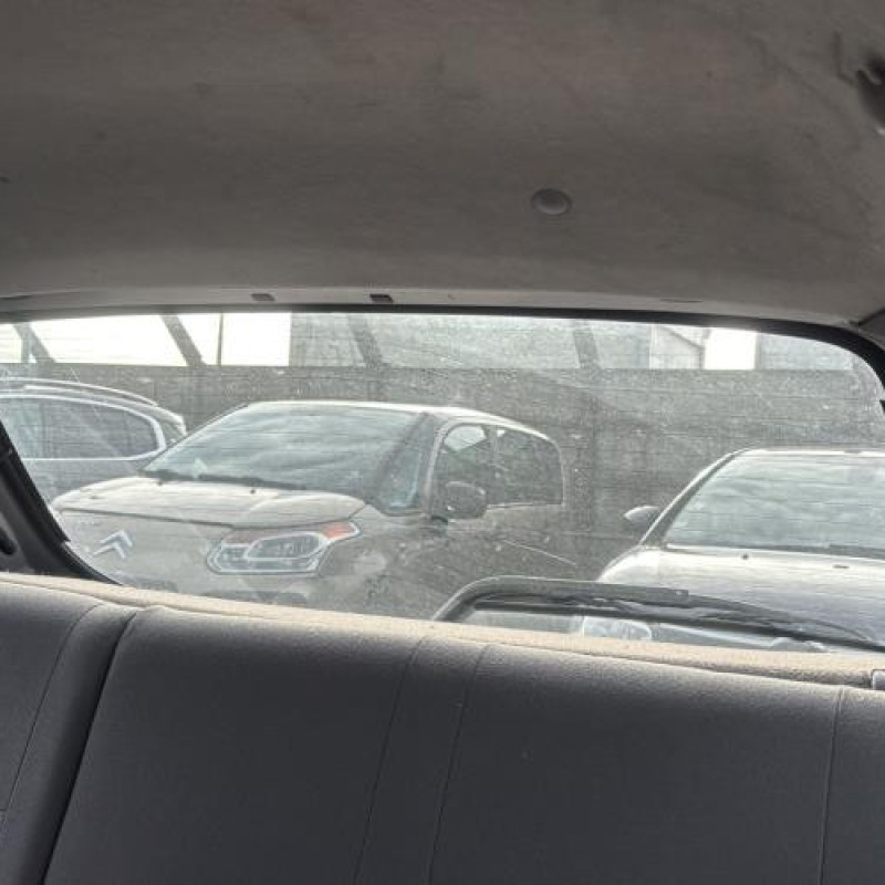 Vitre avant droit FORD FIESTA 4 Photo n°18