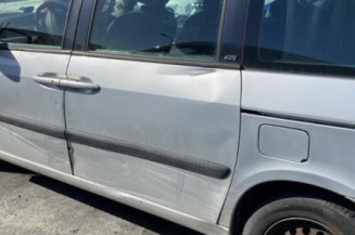 Bras essuie glace avant droit PEUGEOT 807