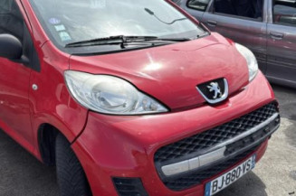 Pretensionneur de ceinture avant gauche PEUGEOT 107