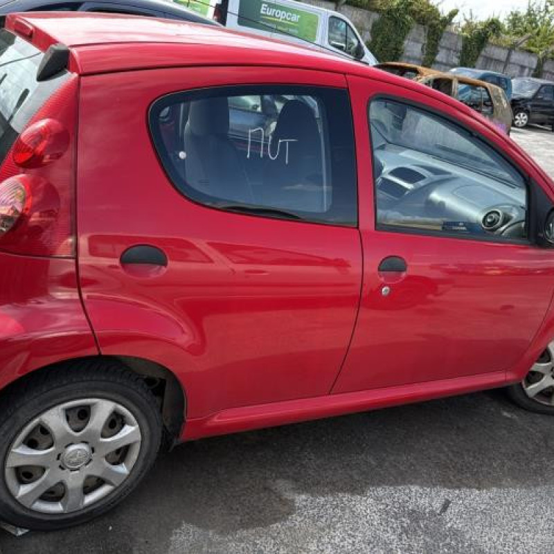 Pretensionneur de ceinture avant gauche PEUGEOT 107 Photo n°11