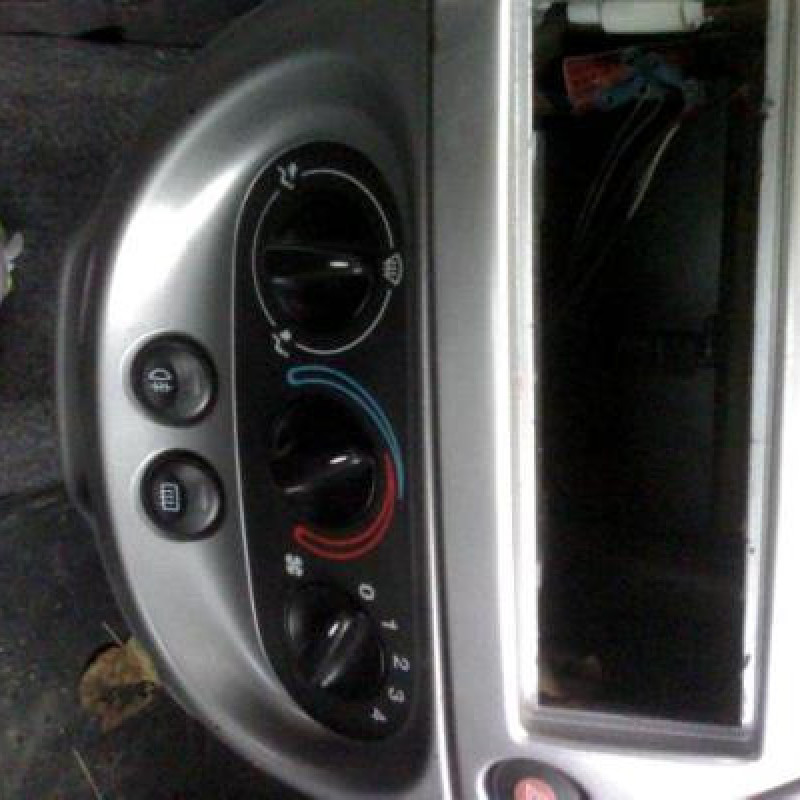 Cremaillere assistee FORD KA 1 Photo n°7