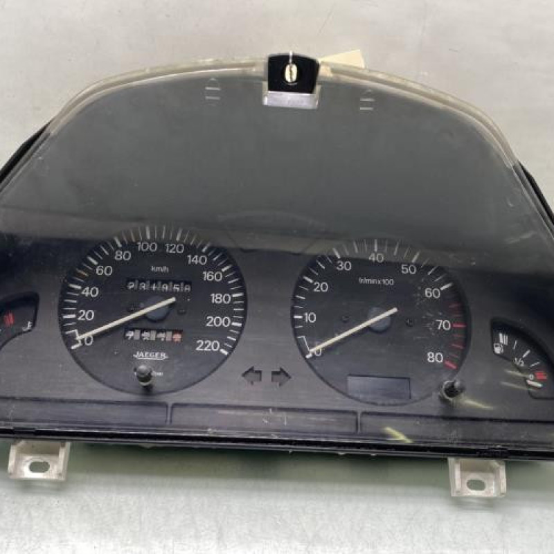Compteur PEUGEOT 106 Photo n°1
