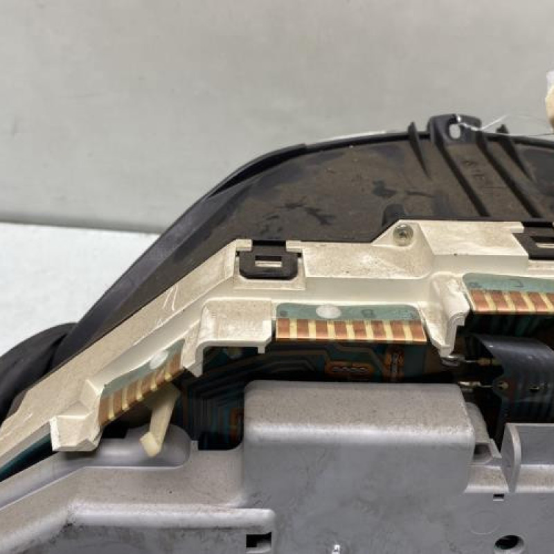 Compteur PEUGEOT 106 Photo n°4