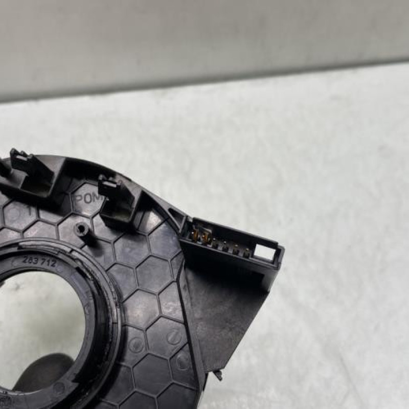 Contacteur tournant VOLKSWAGEN POLO 4 Photo n°3