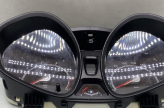 Compteur FORD FIESTA 6 Photo n°1