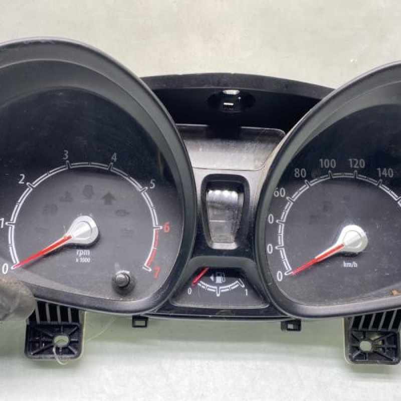 Compteur FORD FIESTA 6 Photo n°2