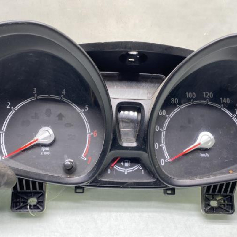 Compteur FORD FIESTA 6 Photo n°3
