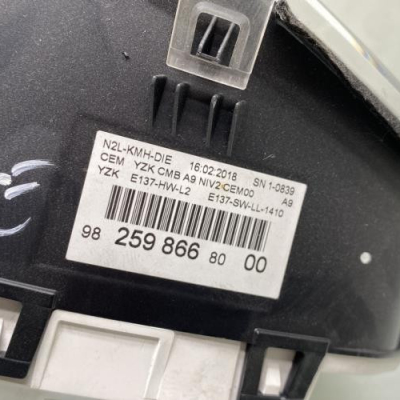 Compteur PEUGEOT 2008 1 Photo n°4