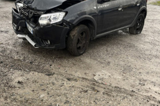 DACIA SANDERO 2 PHASE 2 1.0i - 12V TURBO TCE 100 Photo n°1