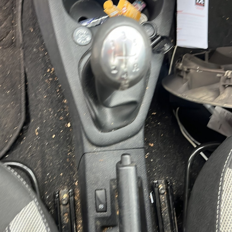 DACIA SANDERO 2 PHASE 2 1.0i - 12V TURBO TCE 100 Photo n°8