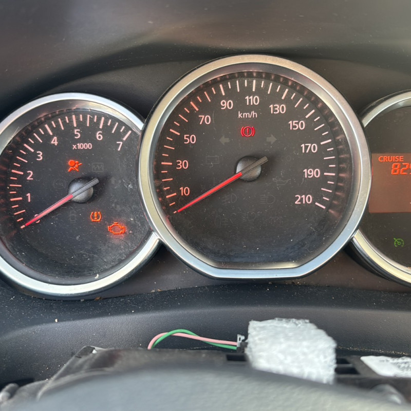 DACIA SANDERO 2 PHASE 2 1.0i - 12V TURBO TCE 100 Photo n°12