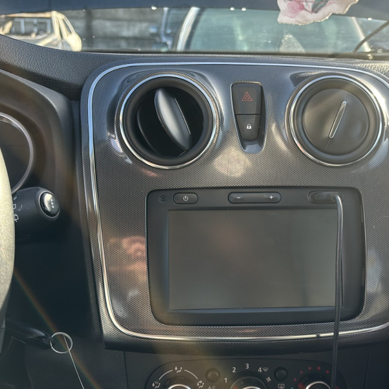 DACIA SANDERO 2 PHASE 2 1.0i - 12V TURBO TCE 100 Photo n°31