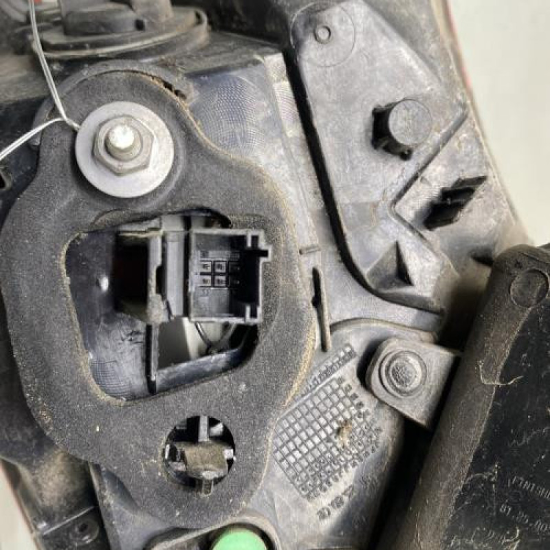 Feu arriere principal droit (feux) PEUGEOT 308 2 Photo n°3