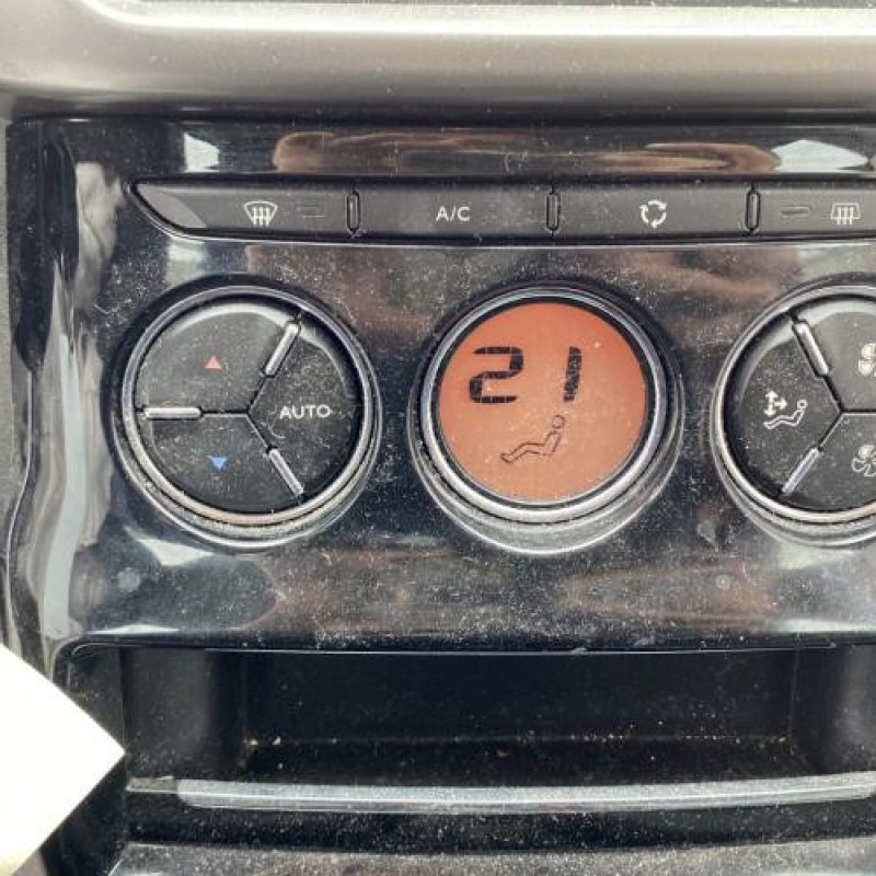 Feu arriere principal droit (feux) CITROEN C3 2 Photo n°20