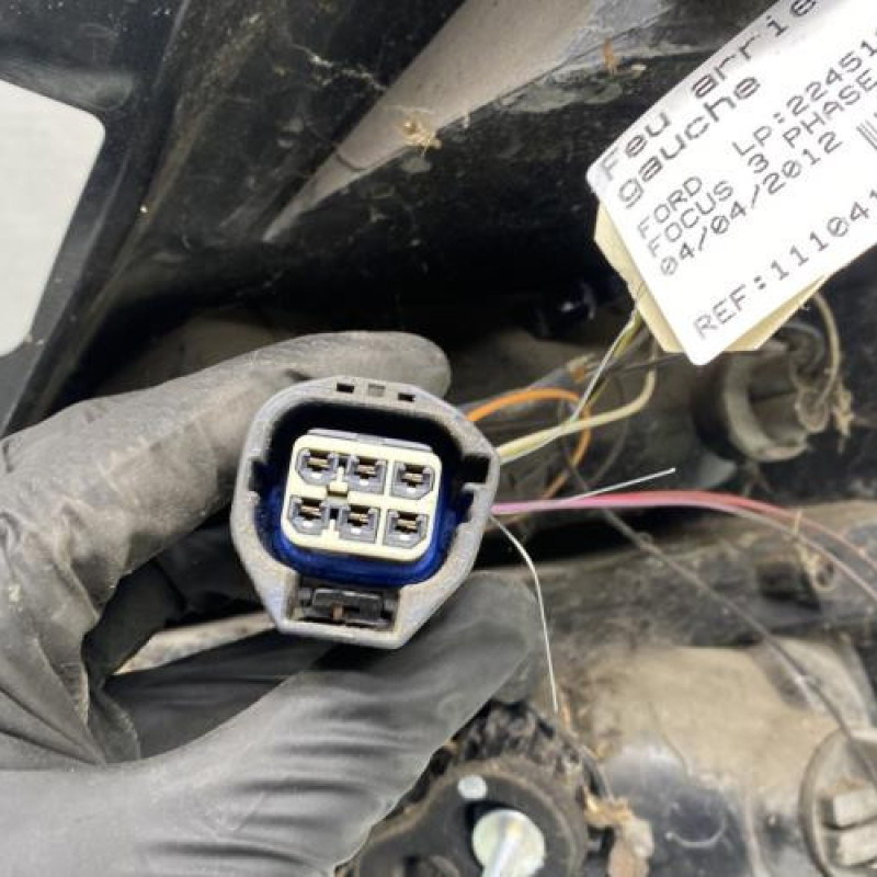 Feu arriere principal gauche (feux) FORD FOCUS 3 Photo n°3