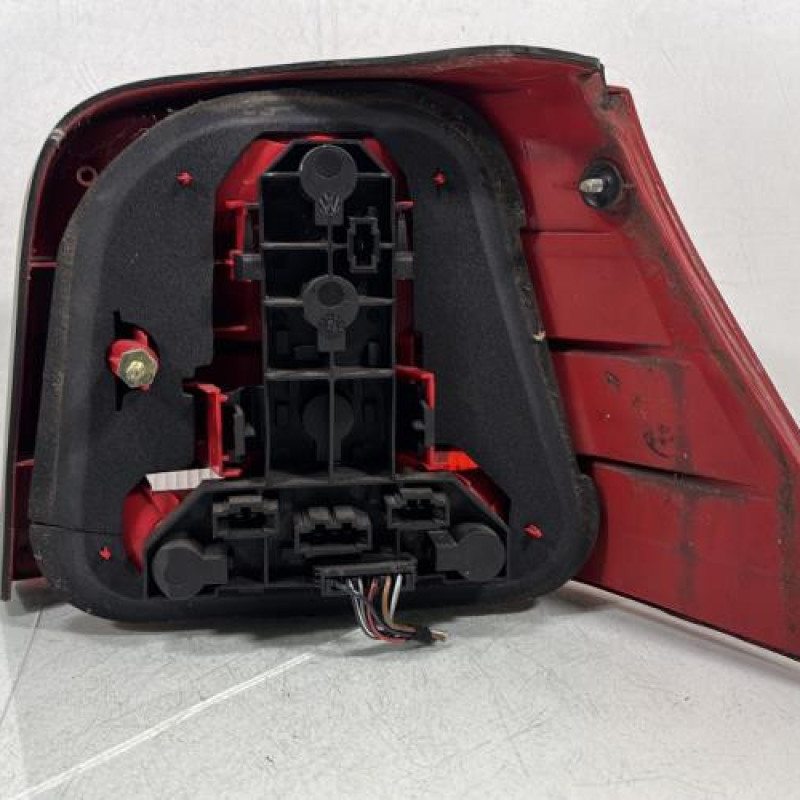 Feu arriere principal gauche (feux) VOLKSWAGEN GOLF 4 Photo n°2