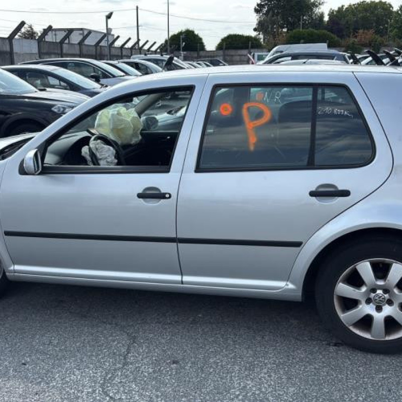 Feu arriere principal gauche (feux) VOLKSWAGEN GOLF 4 Photo n°10