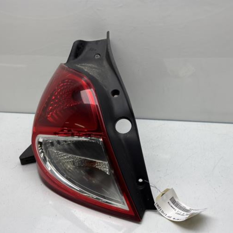 Feu arriere principal gauche (feux) RENAULT CLIO 3 Photo n°3