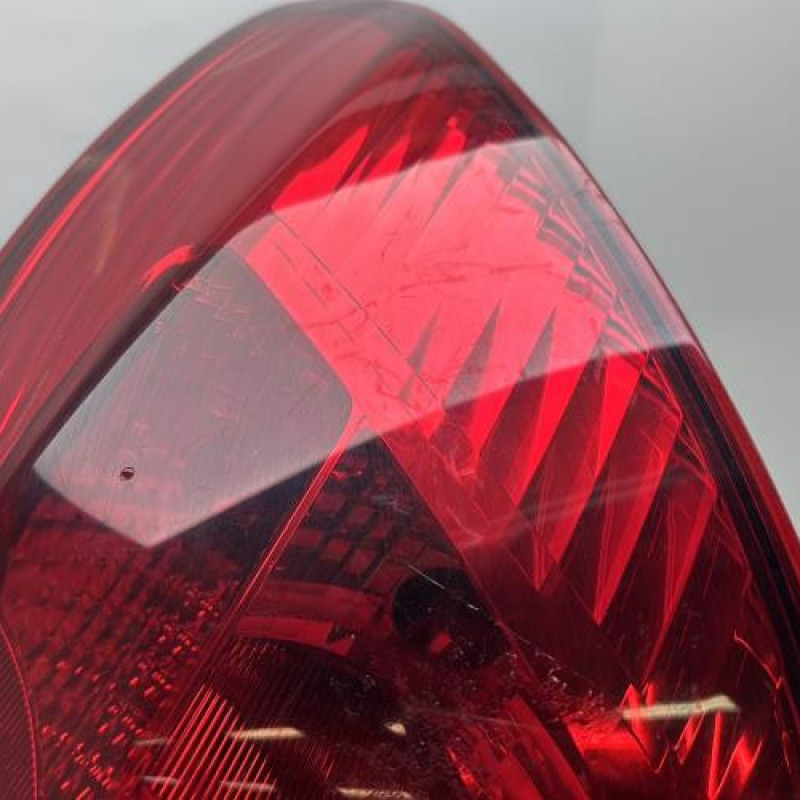 Feu arriere principal droit (feux) OPEL CORSA D Photo n°4