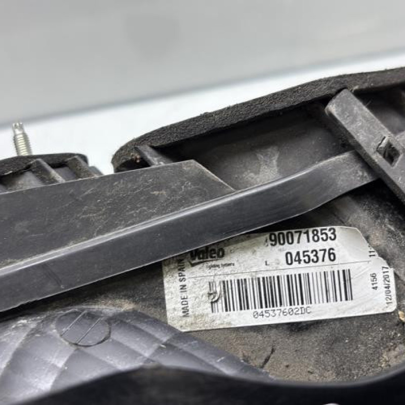 Feu arriere principal gauche (feux) OPEL CORSA D Photo n°6