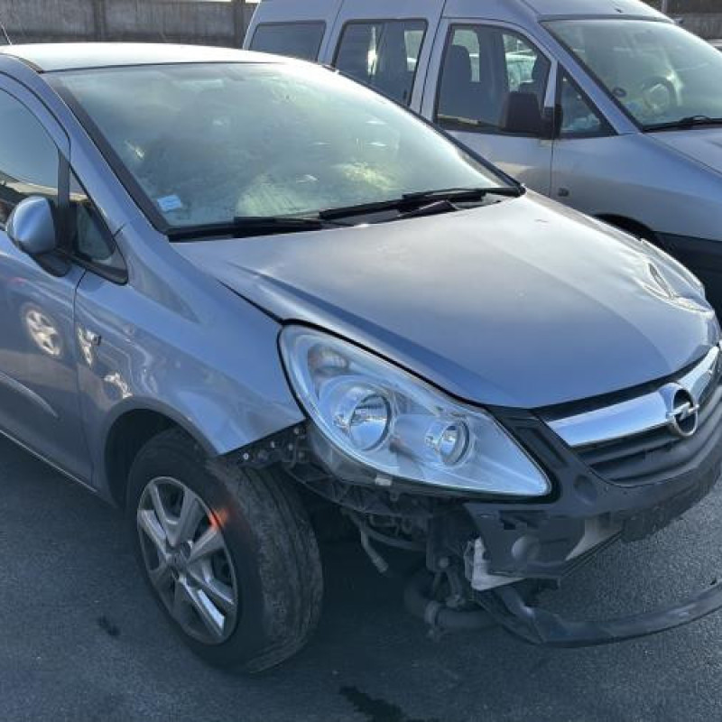 Feu arriere principal gauche (feux) OPEL CORSA D Photo n°5