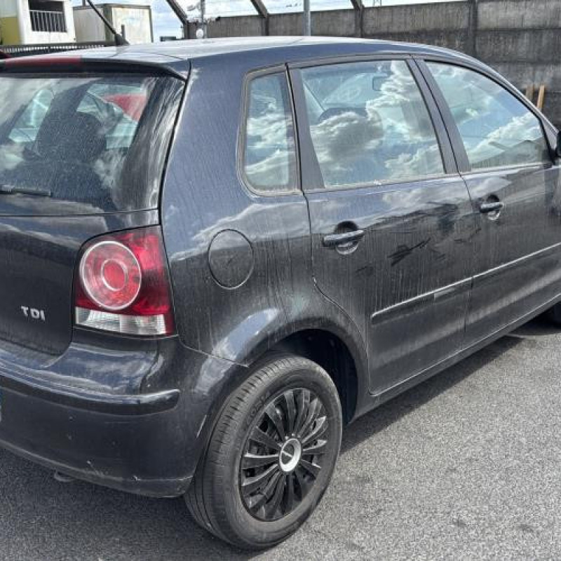 Feu arriere principal gauche (feux) VOLKSWAGEN POLO 4 Photo n°6