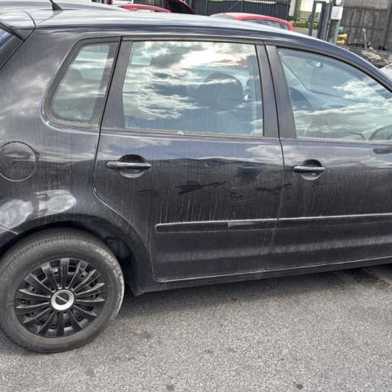 Feu arriere principal gauche (feux) VOLKSWAGEN POLO 4 Photo n°10