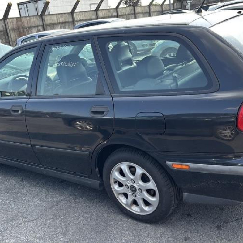 Feu arriere principal gauche (feux) VOLVO V 40 1 Photo n°11