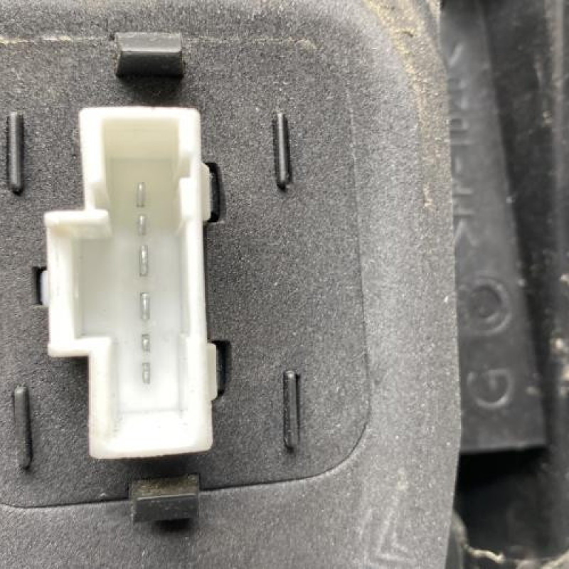 Feu arriere principal gauche (feux) CITROEN C3 2 Photo n°4