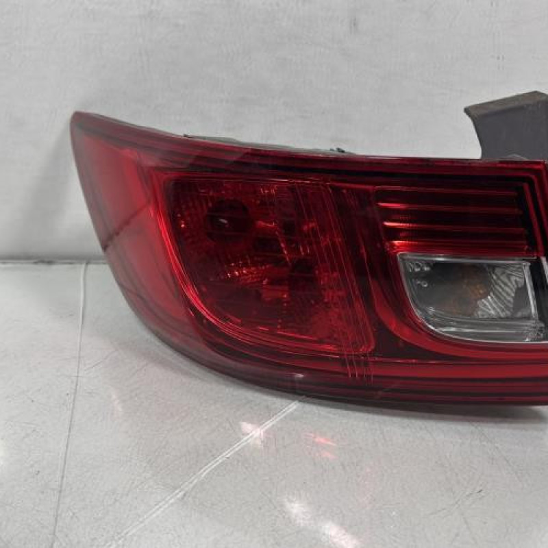 Feu arriere principal gauche (feux) RENAULT CLIO 4 Photo n°1