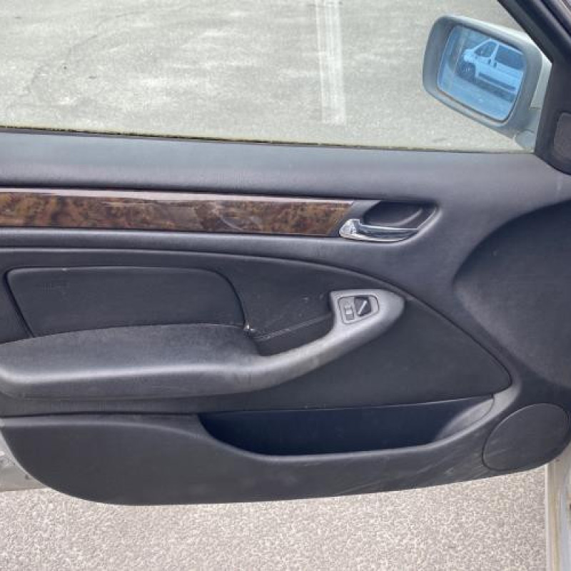 Optique avant principal droit (feux)(phare) BMW SERIE 3 E46 Photo n°15