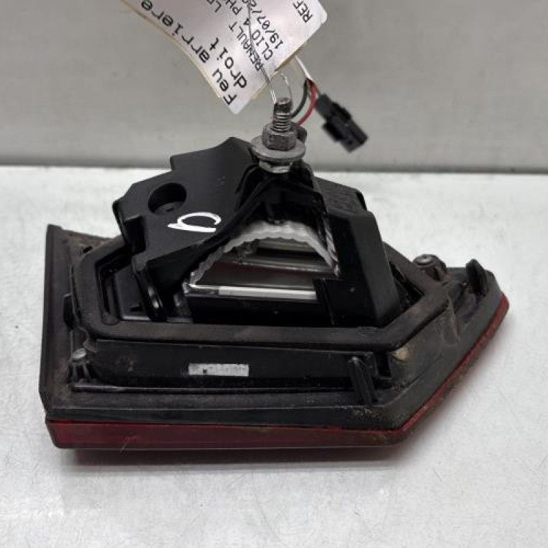 Feu arriere secondaire droit (feux) RENAULT CLIO 4 Photo n°3