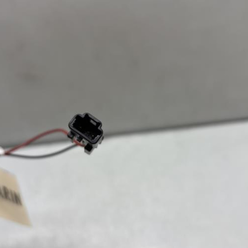 Feu arriere secondaire droit (feux) RENAULT CLIO 4 Photo n°4