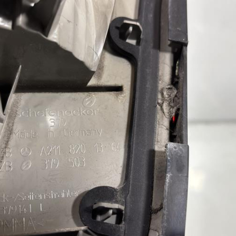 Feu arriere secondaire gauche (feux) MERCEDES CLASSE E 211 Photo n°5