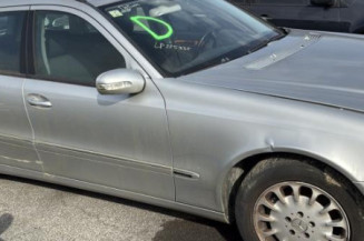 Feu arriere secondaire gauche (feux) MERCEDES CLASSE E 211