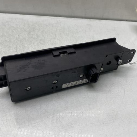 Interrupteur de leve vitre avant droit MERCEDES VITO 639