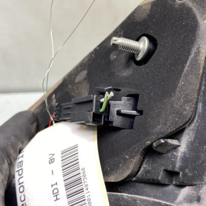 Feu arriere secondaire droit (feux) PEUGEOT 3008 1 Photo n°3