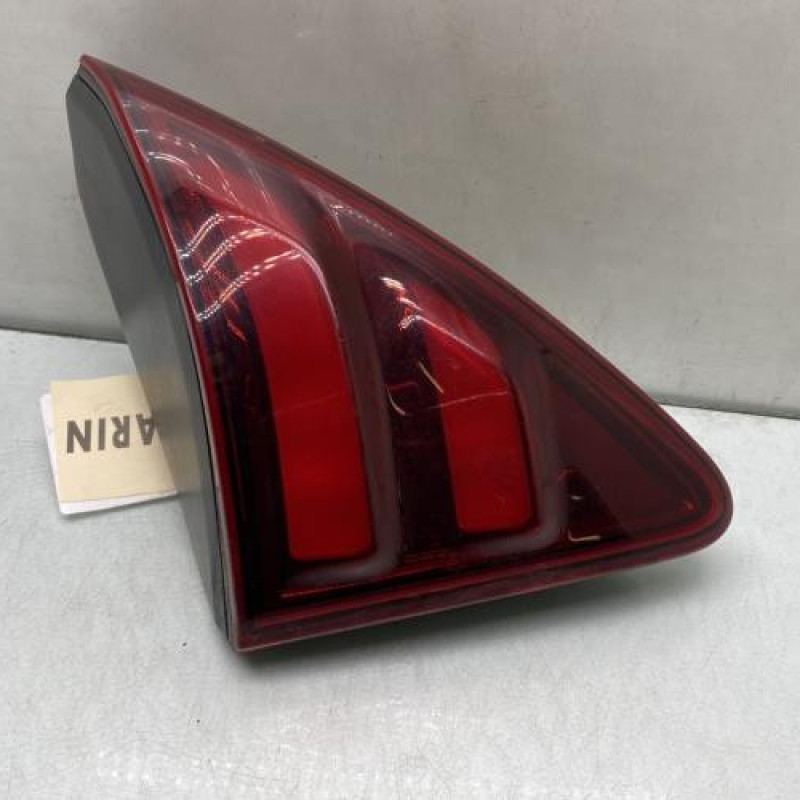 Feu arriere secondaire gauche (feux) PEUGEOT 3008 1 Photo n°1